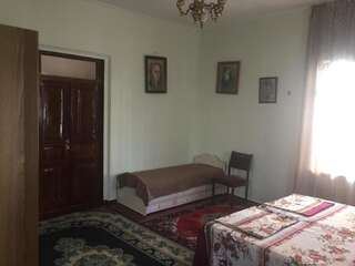 Гостевой дом Rest House Batumi Батуми Двухместный номер с 1 кроватью или 2 отдельными кроватями-17